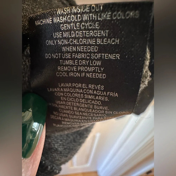 32 Degrees Heat Fleece Top Women Black Crew Neck Top Stitch Long Sleeve NWOT - Picture 6 of 6